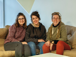Iratxe Legarra, Yasmine Khris eta Marta Jiménez